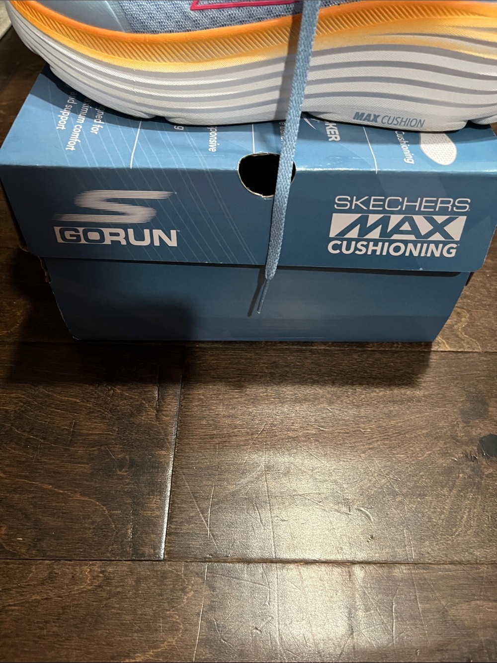 Skechers Max Cushioning Go Run! Great condition! Worn a couple of times! - Picture 11 of 12